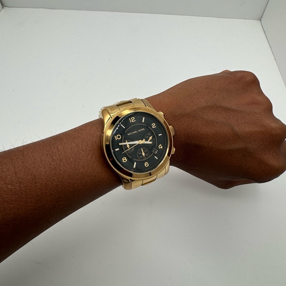 Micheal Kors Oversized Runway watch Gold